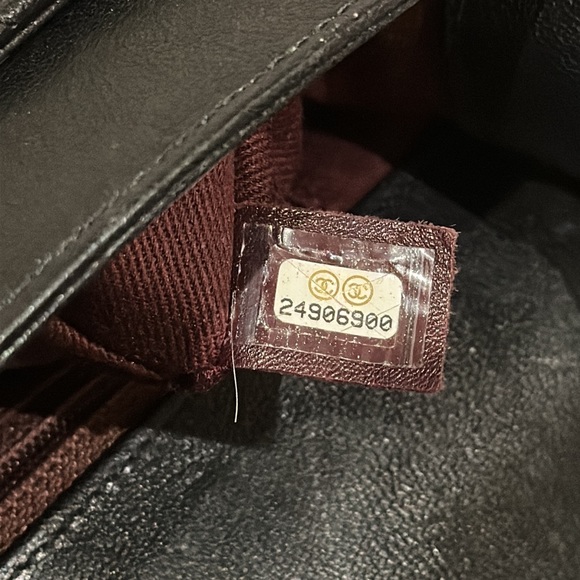 Chanel
Front Chain Flap Bag Quilted Sheepskin - Picture 9 of 9